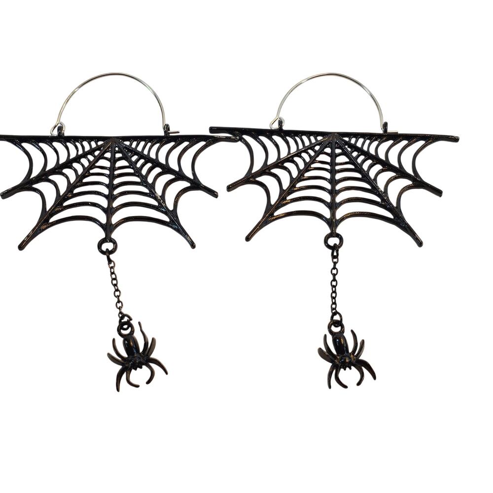 Halloween Spider Web Hoop Earrings Black Spider Dangle Gothic Statement Earrings